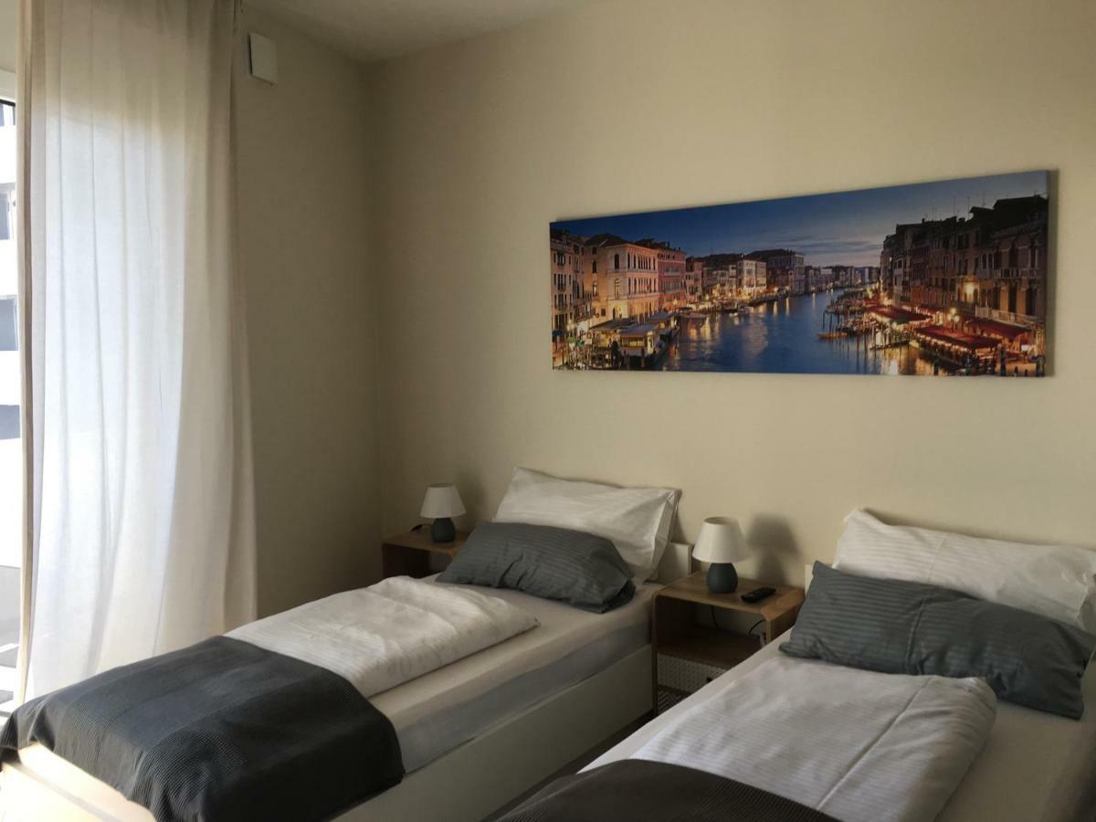 Premium Apartment Muenchen Messe Luaran gambar